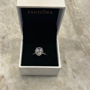 Pandora Ring